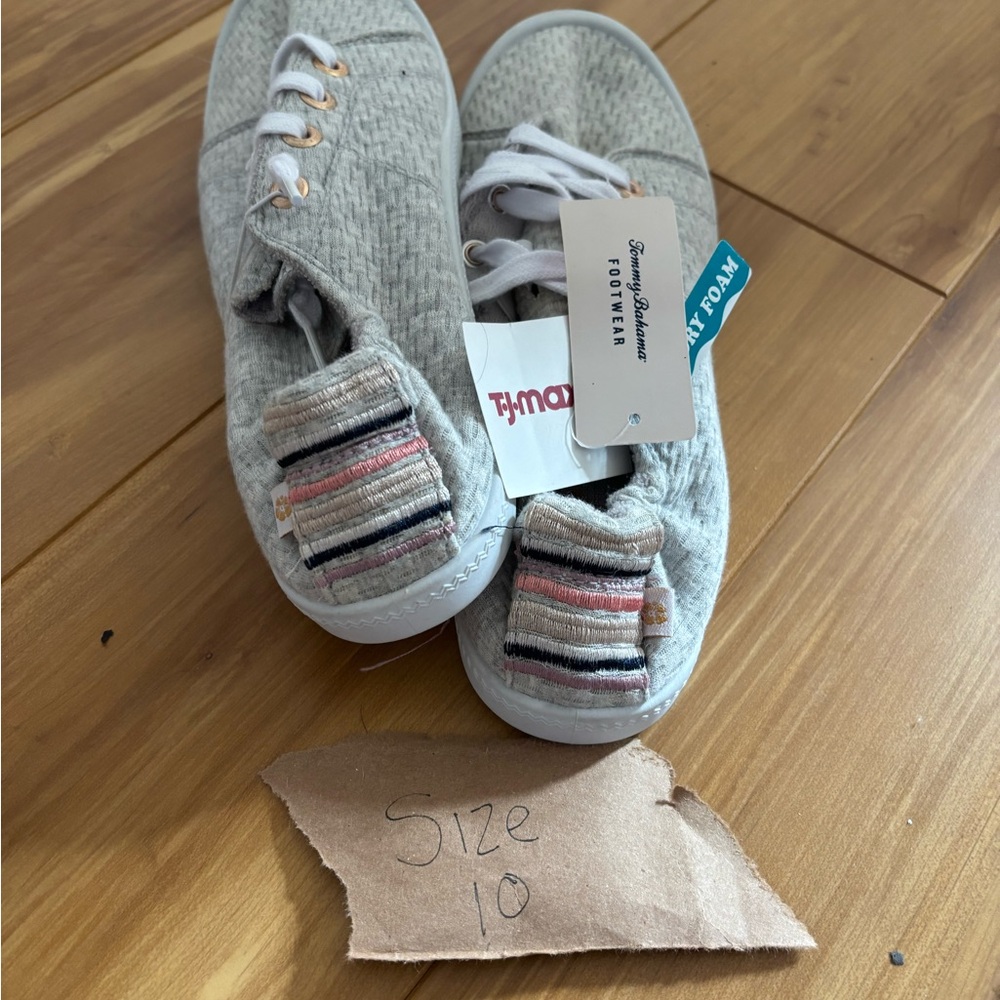 Tommy Bahama Gray Sneakers Casual Comfort
